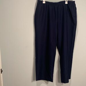 Alfred Dunner navy elastic waist pants size 22W  inseam 26 inches